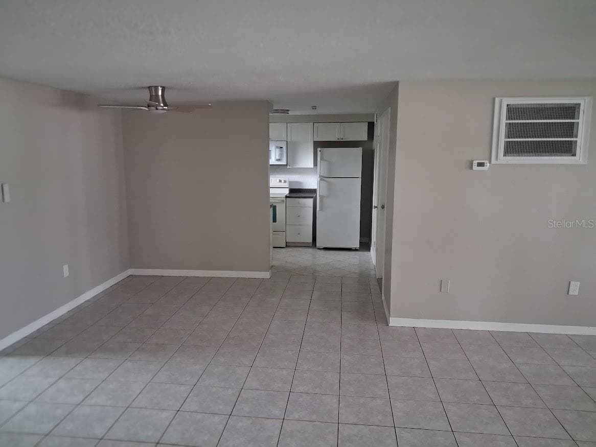 4926 COLONNADE AVENUE — photo 11 of 25