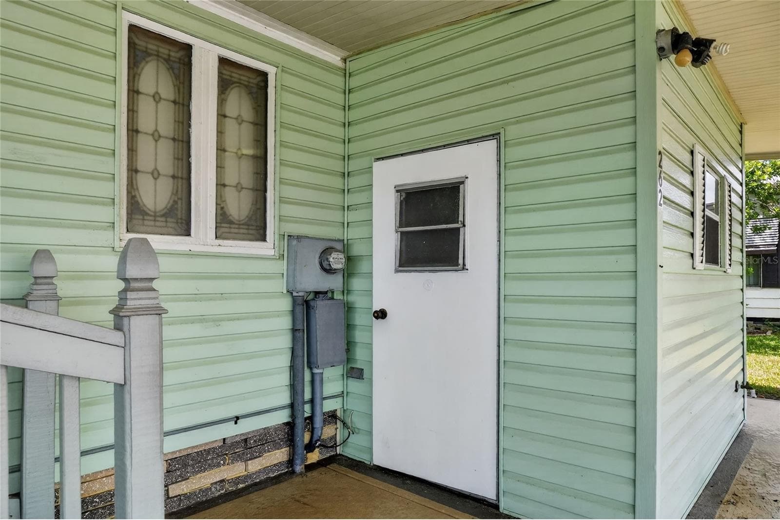 2055 FLORAL AVENUE — photo 40 of 62