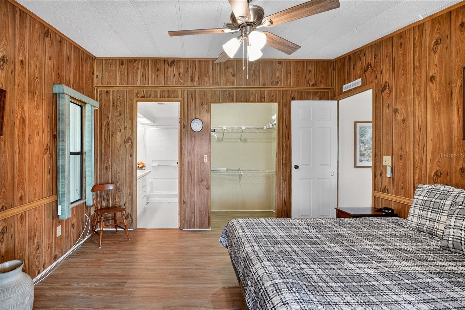 2055 FLORAL AVENUE — photo 19 of 62