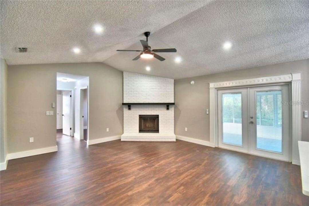 7504 WILLOW WISP DRIVE — photo 7 of 23