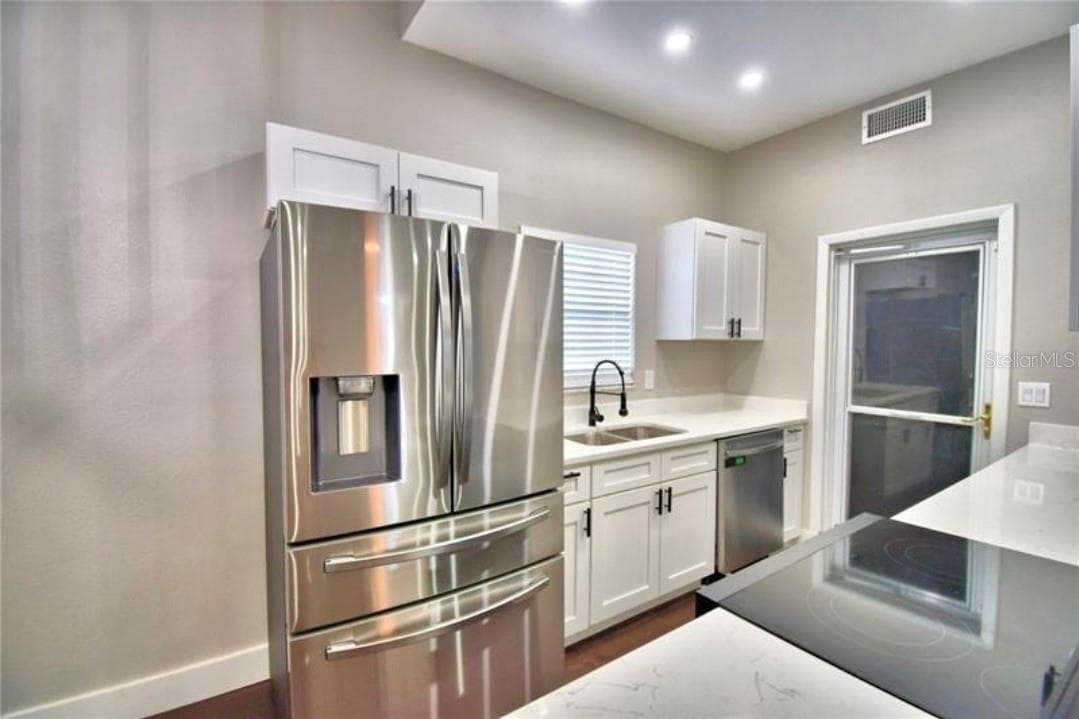 7504 WILLOW WISP DRIVE — photo 10 of 23