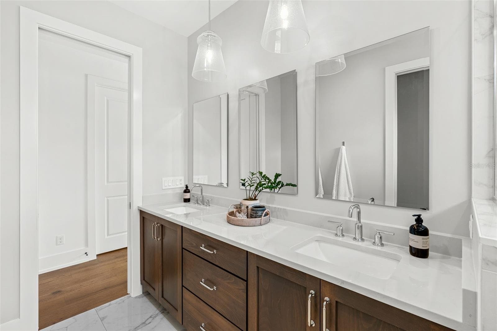 721 GOLFVIEW STREET — photo 30 of 46