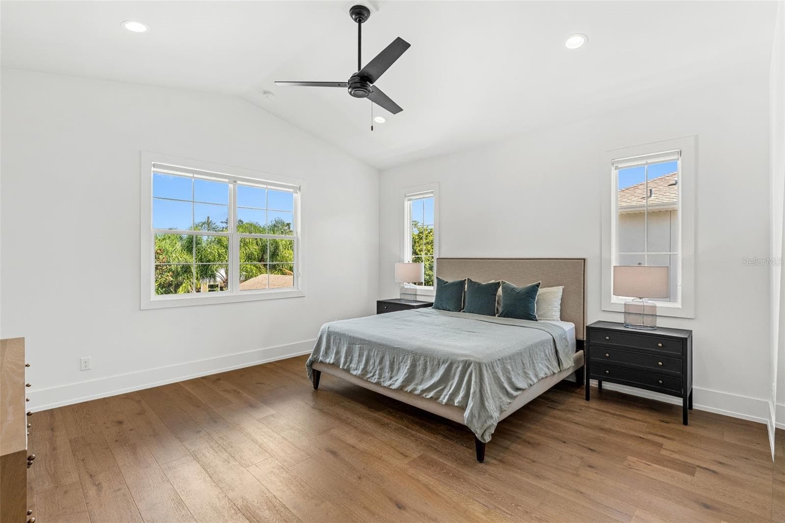 721 GOLFVIEW STREET — photo 28 of 46