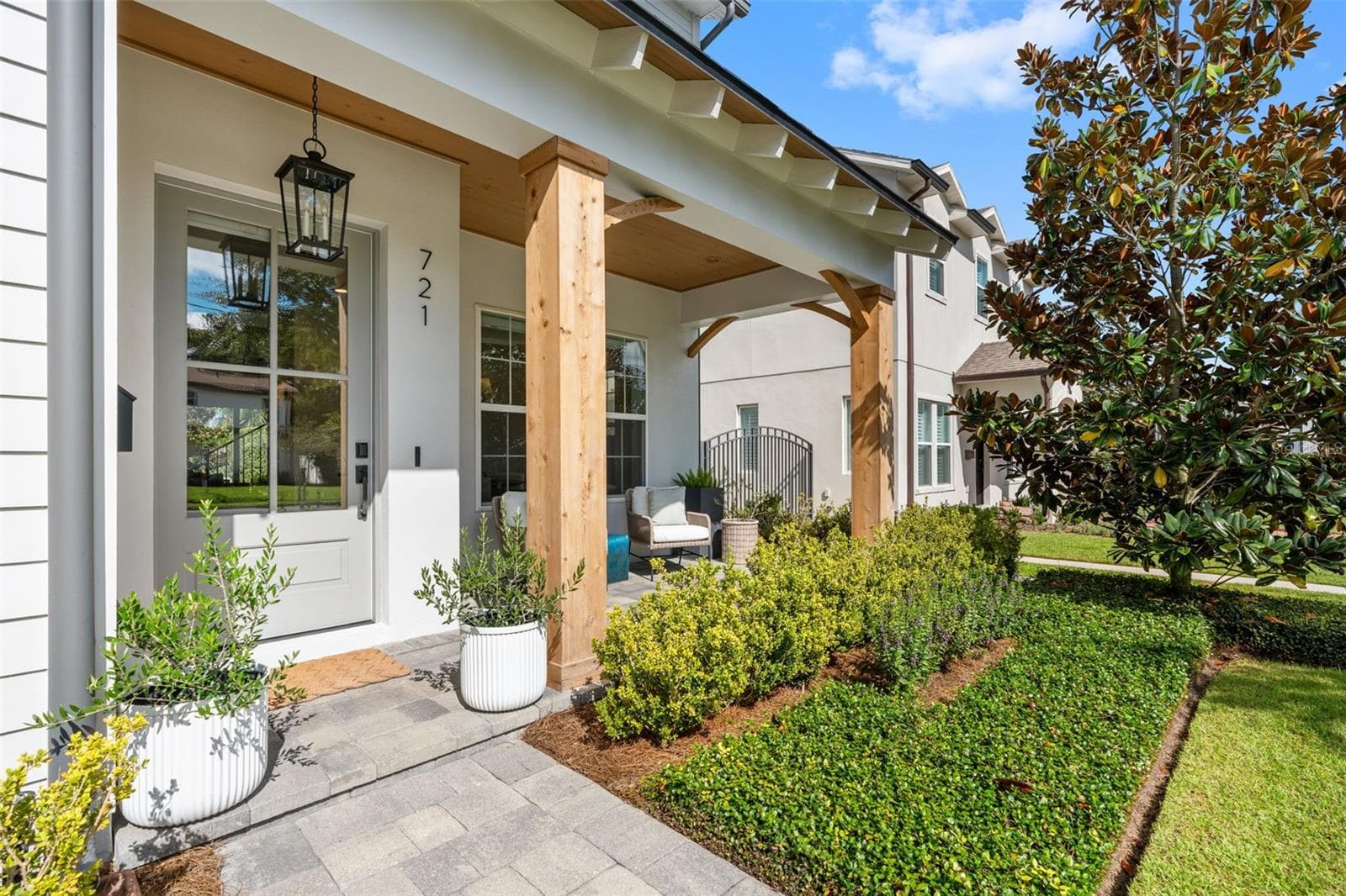 721 GOLFVIEW STREET — photo 3 of 46