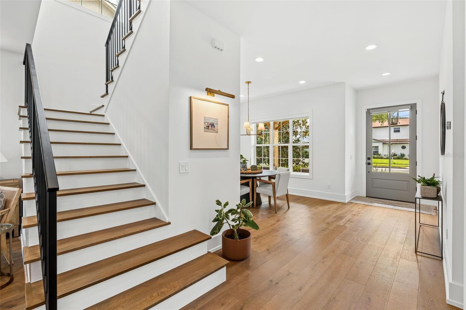 721 GOLFVIEW STREET — photo 17 of 46