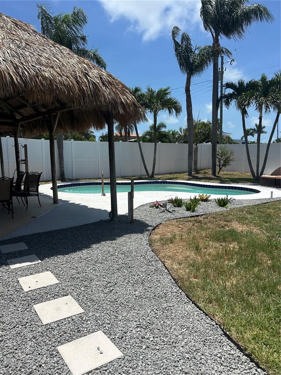 855 BOCA CIEGA ISLE DRIVE — photo 10 of 11