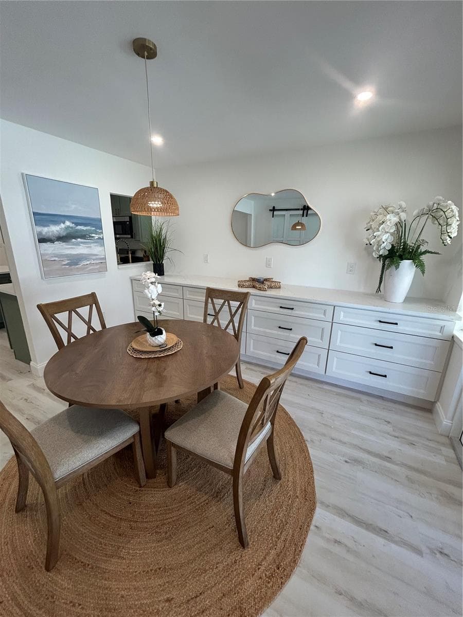 855 BOCA CIEGA ISLE DRIVE — photo 7 of 11