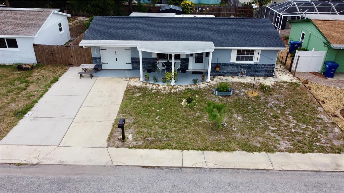 1421 WICKHAM LANE — photo 3 of 22