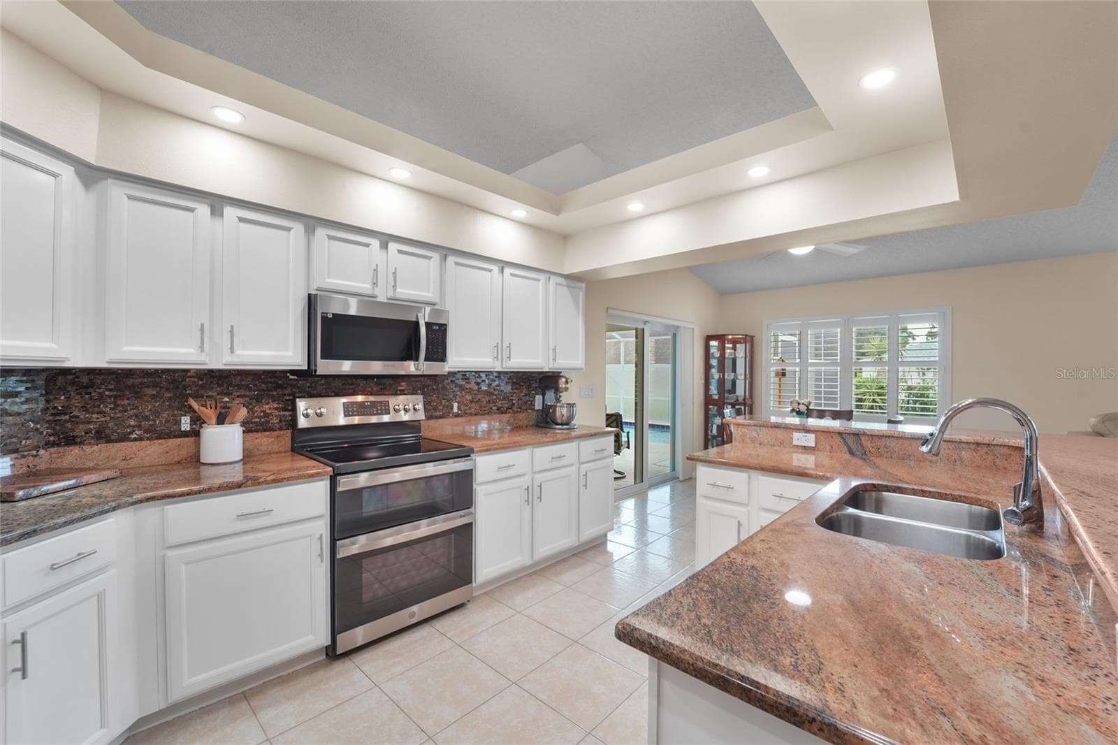 9110 FLAGSTICK LANE — photo 2 of 52
