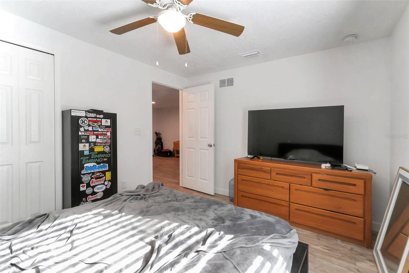 923 OXFORD STREET — photo 7 of 13