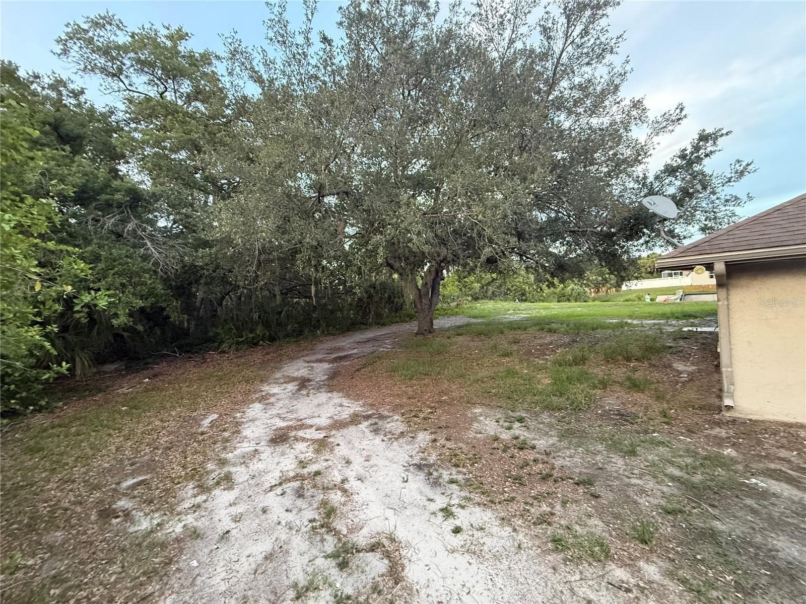 3500 PRICE BOULEVARD — photo 21 of 25