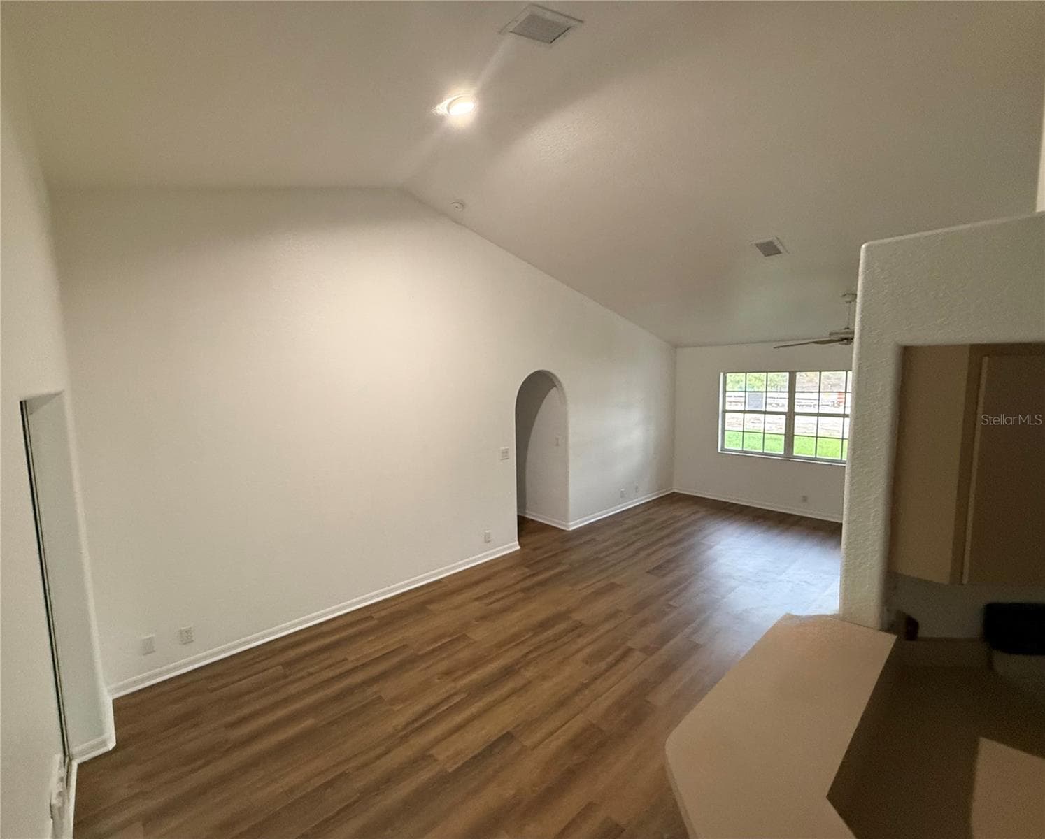 3500 PRICE BOULEVARD — photo 7 of 25