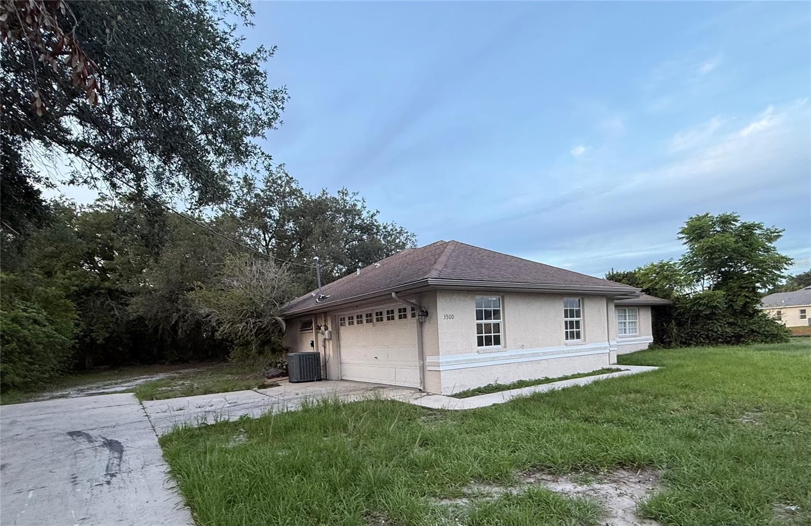 3500 PRICE BOULEVARD — photo 2 of 25