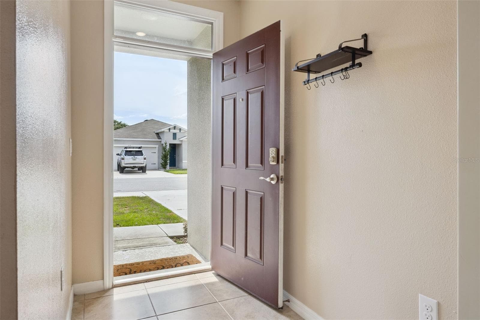 511 JACKS WAY — photo 3 of 19