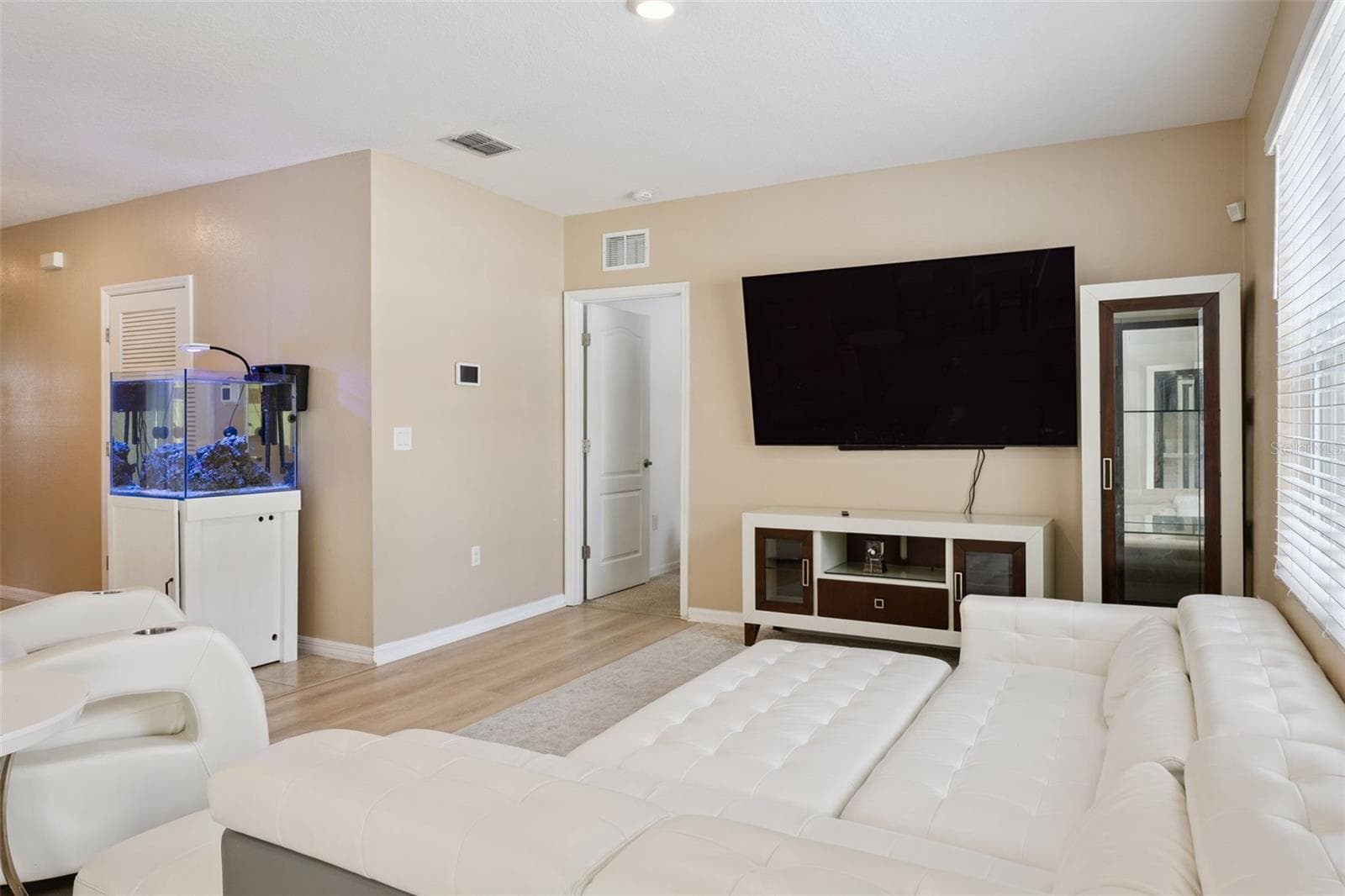 511 JACKS WAY — photo 5 of 19