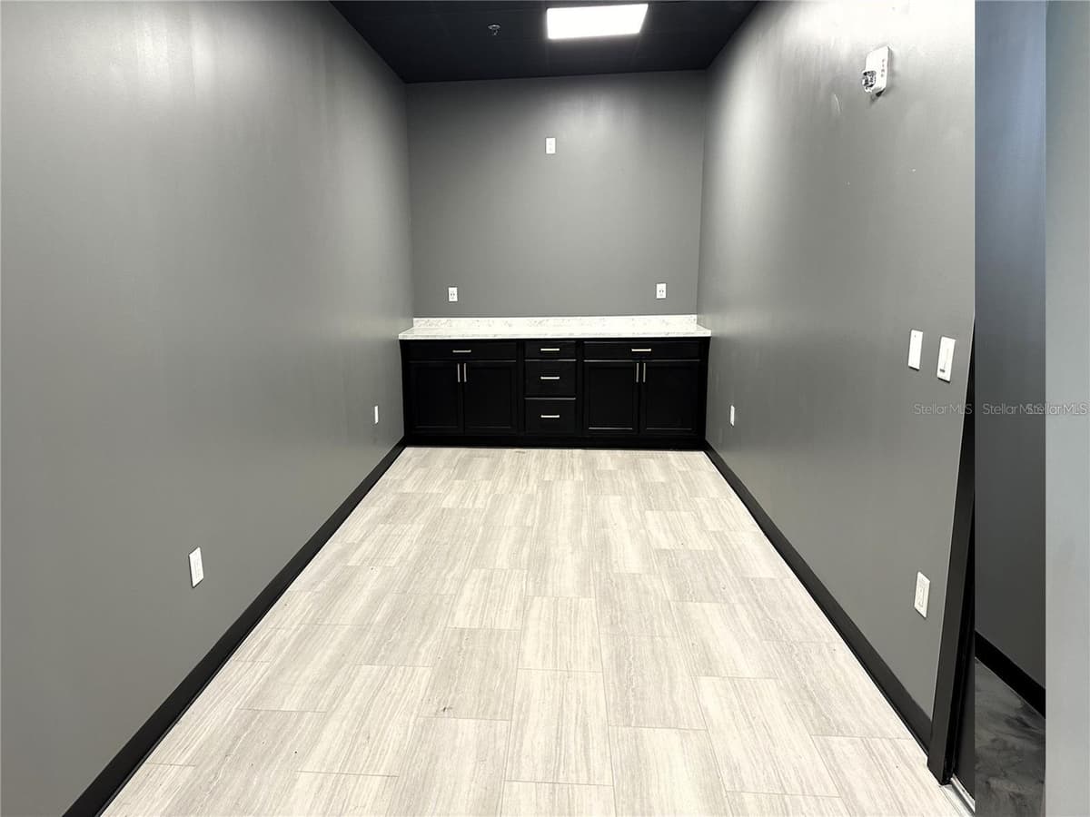 1100 CLEVELAND STREET — photo 13 of 18