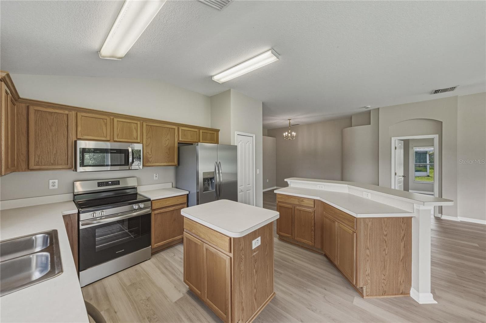 623 STRAW LAKE DRIVE — photo 19 of 62