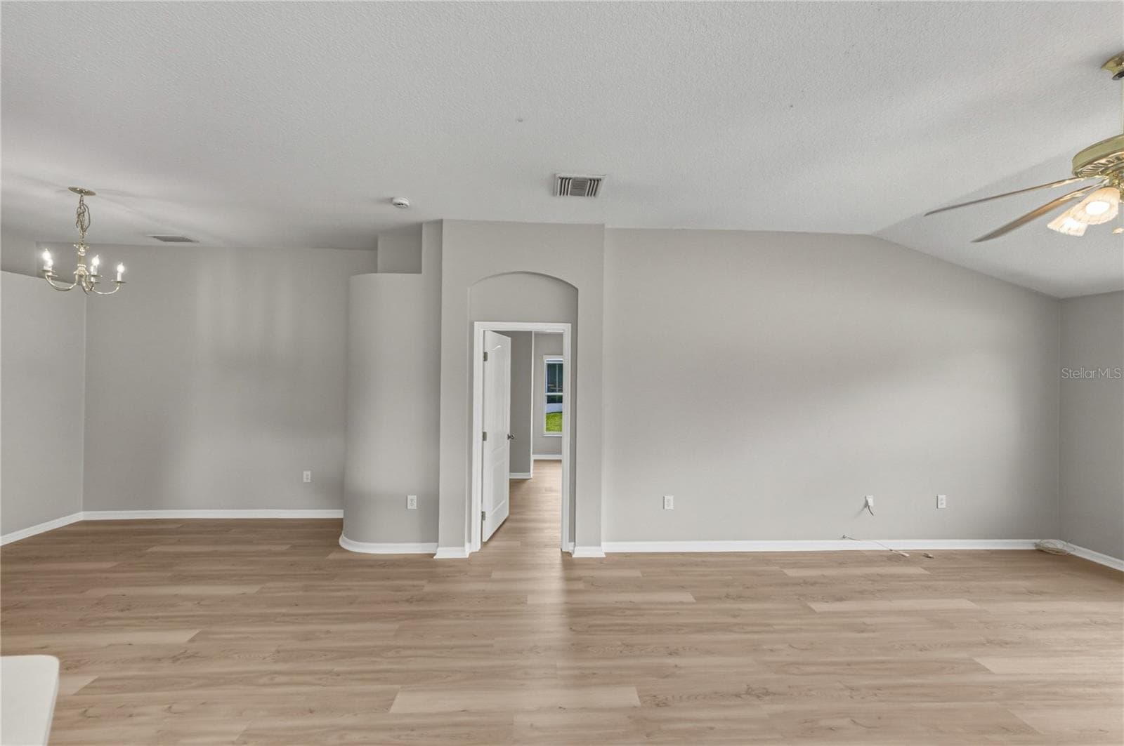 623 STRAW LAKE DRIVE — photo 27 of 62