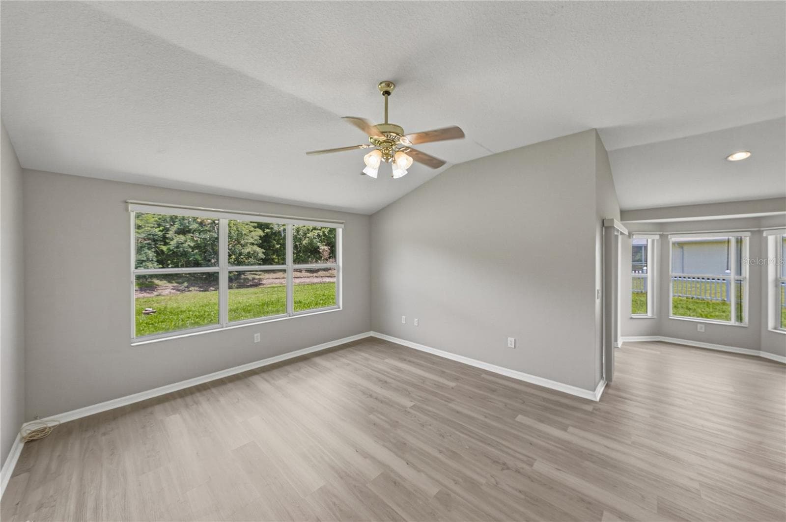 623 STRAW LAKE DRIVE — photo 24 of 62