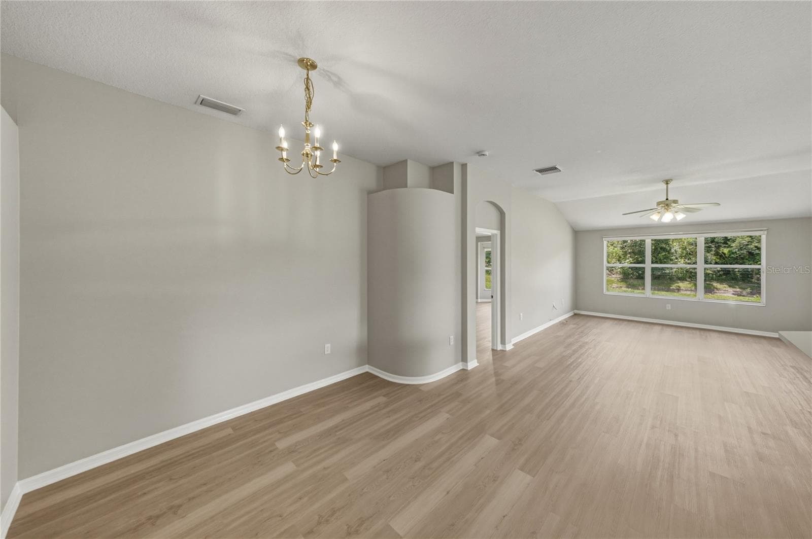 623 STRAW LAKE DRIVE — photo 10 of 62