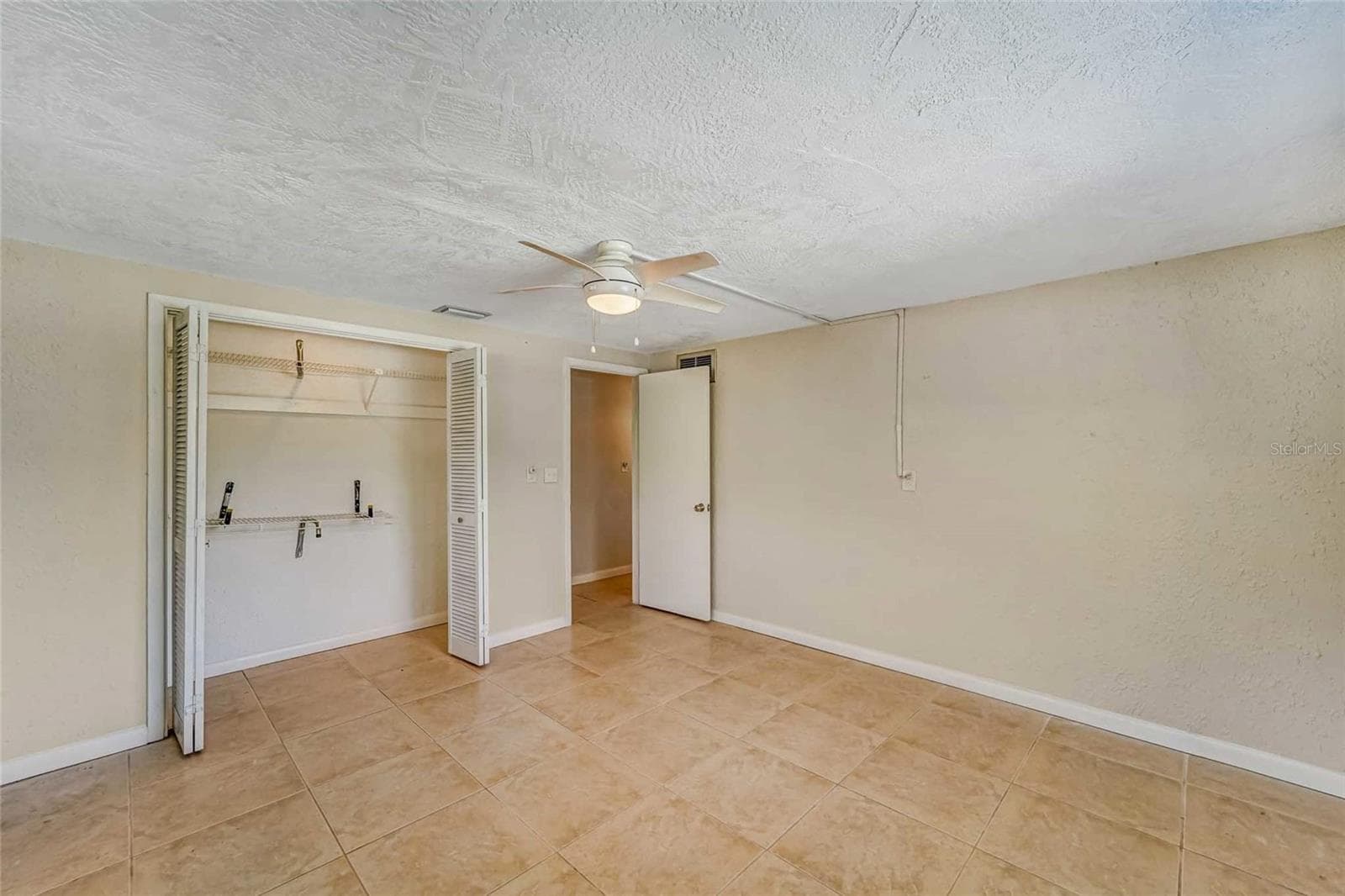 8542 BETTY STREET — photo 23 of 32