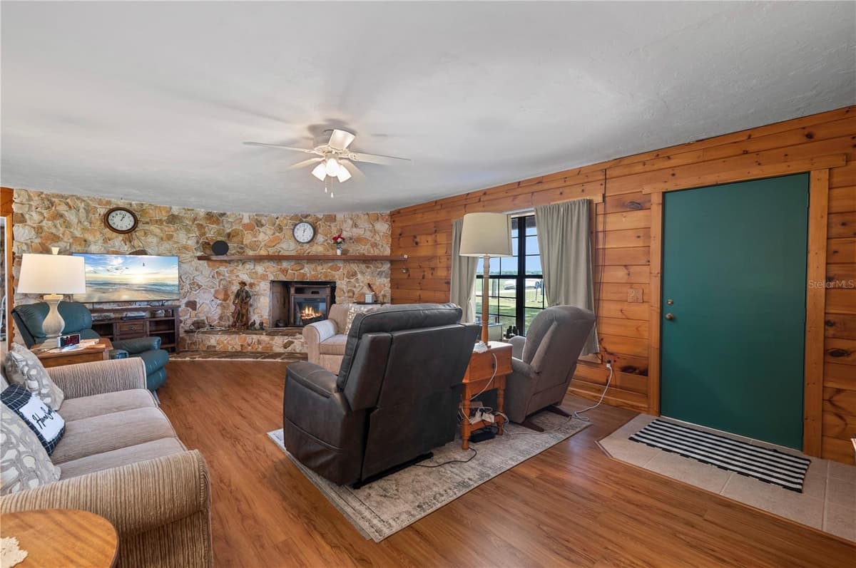 12241 GORDON HAY ROAD — photo 12 of 72