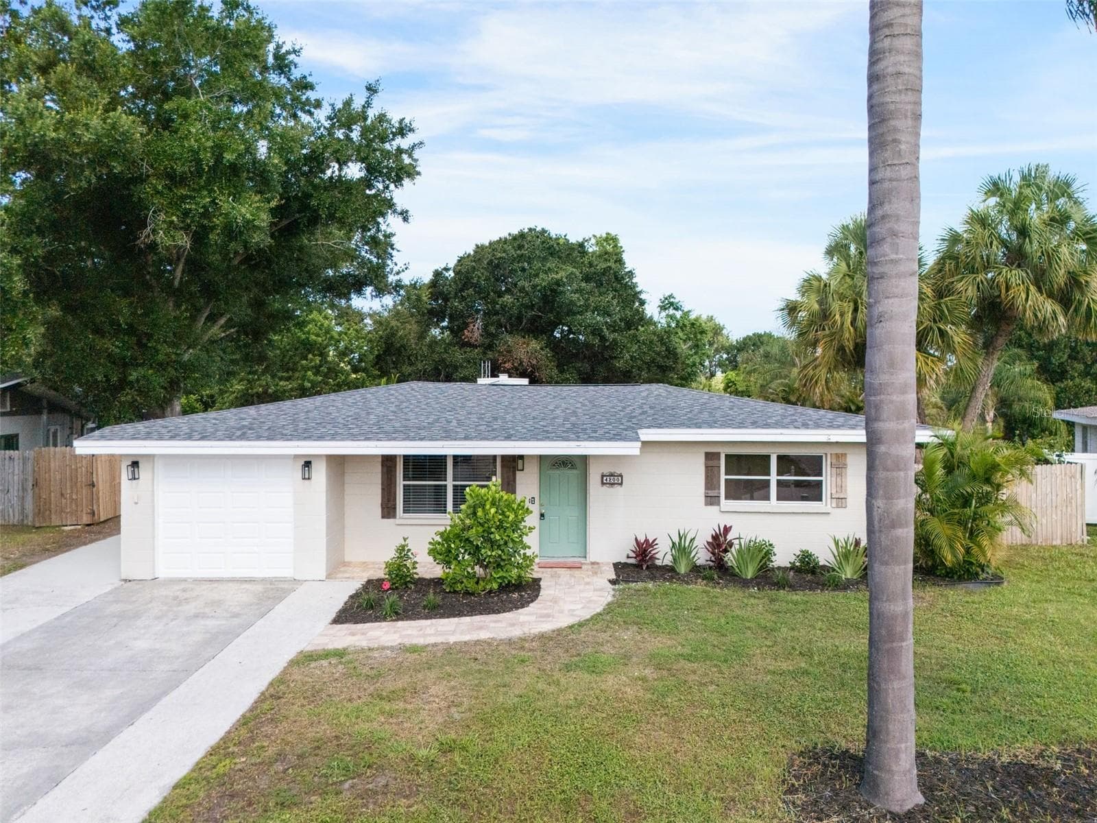 4200 DES PLAINES DRIVE