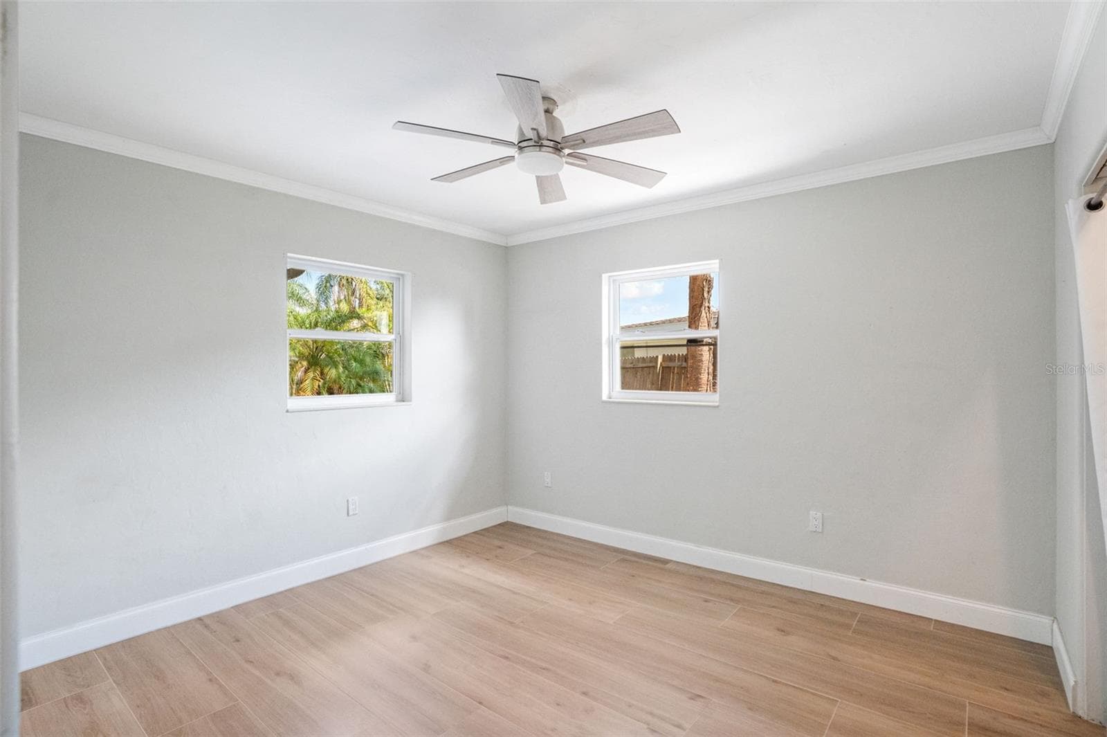 4200 DES PLAINES DRIVE — photo 25 of 32