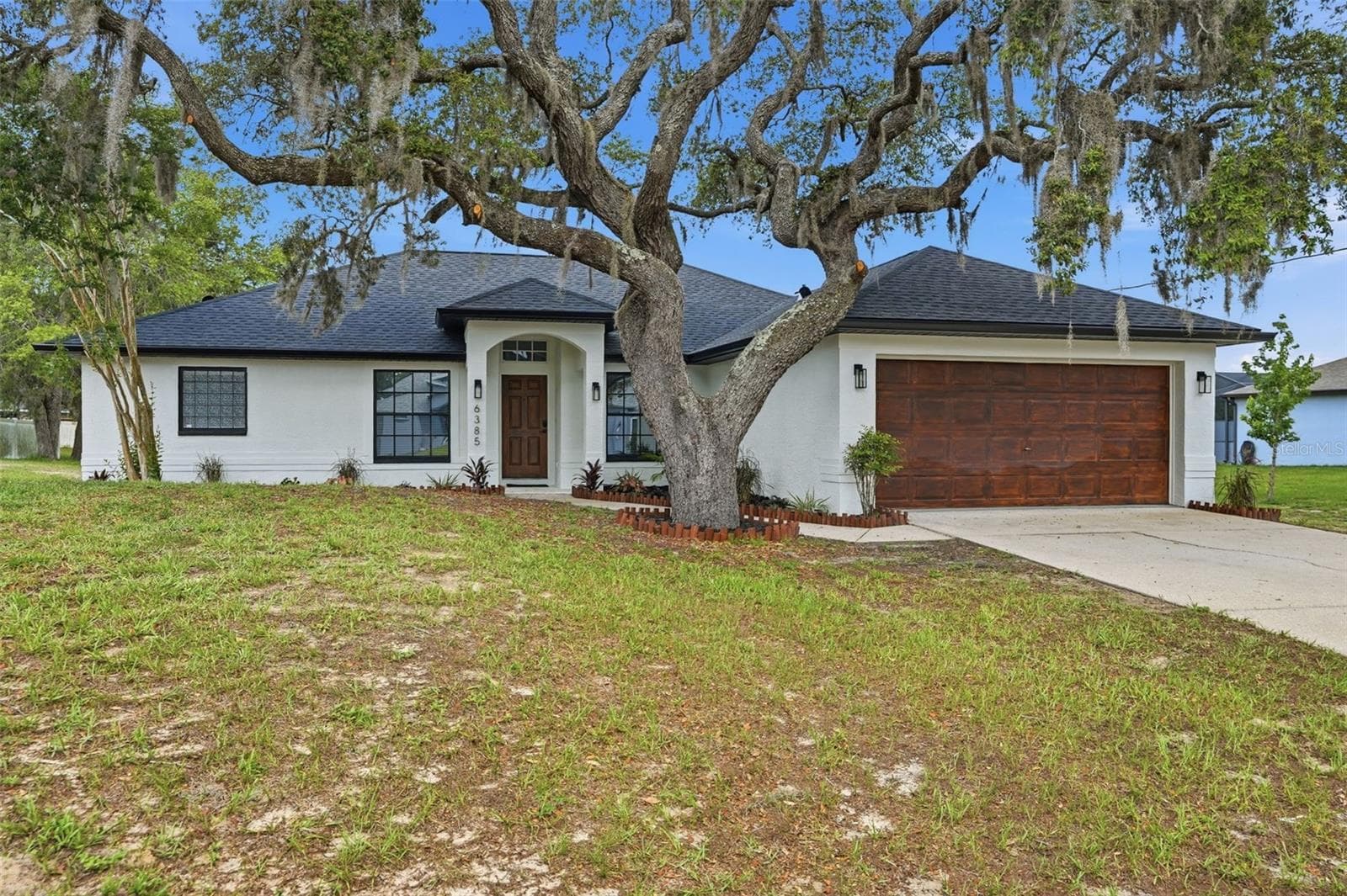 6385 INDIA DRIVE — photo 2 of 46