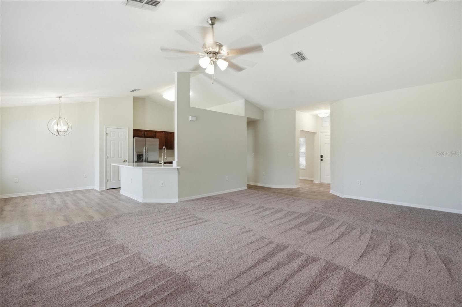 6385 INDIA DRIVE — photo 10 of 46