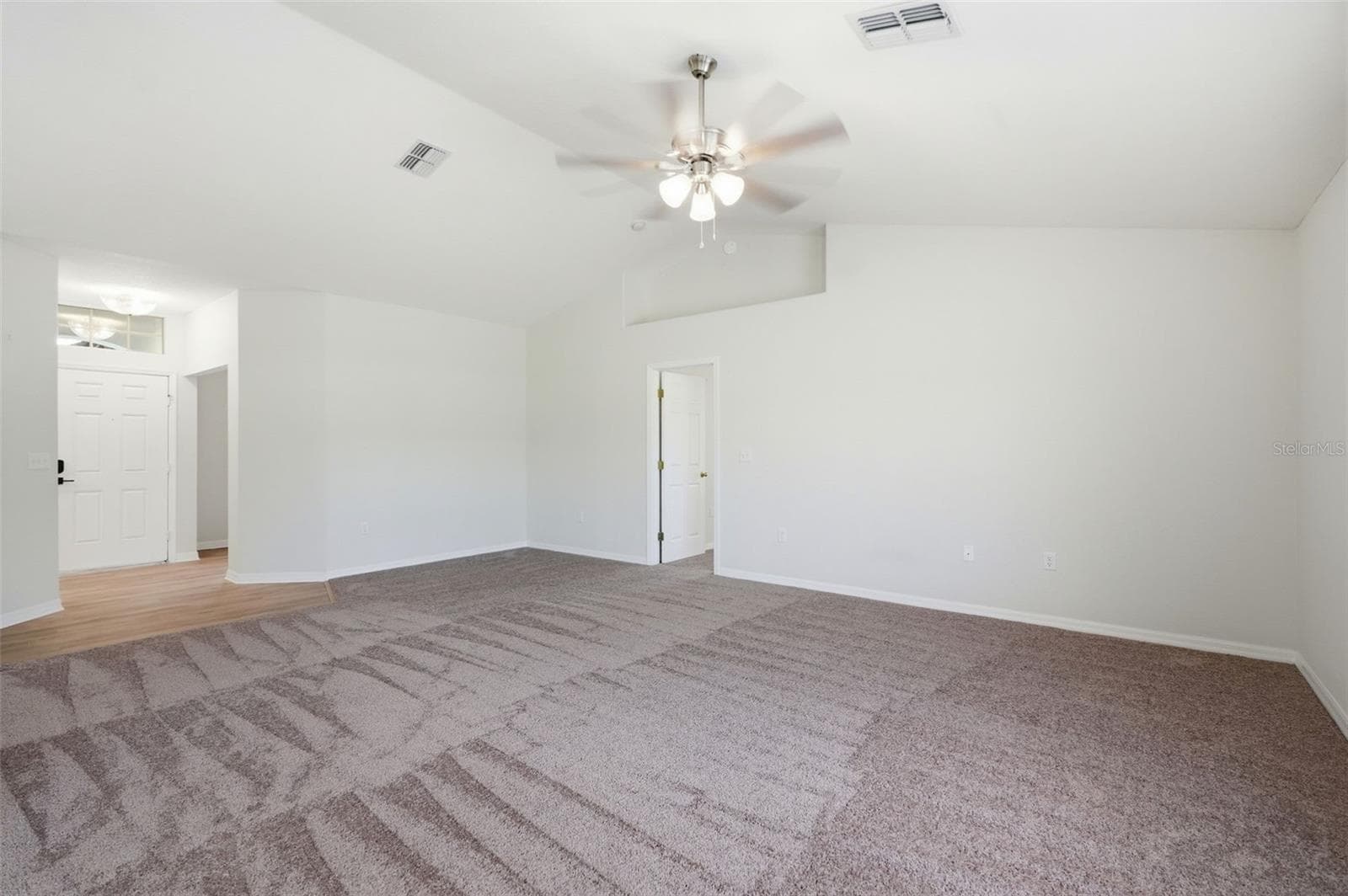 6385 INDIA DRIVE — photo 7 of 46