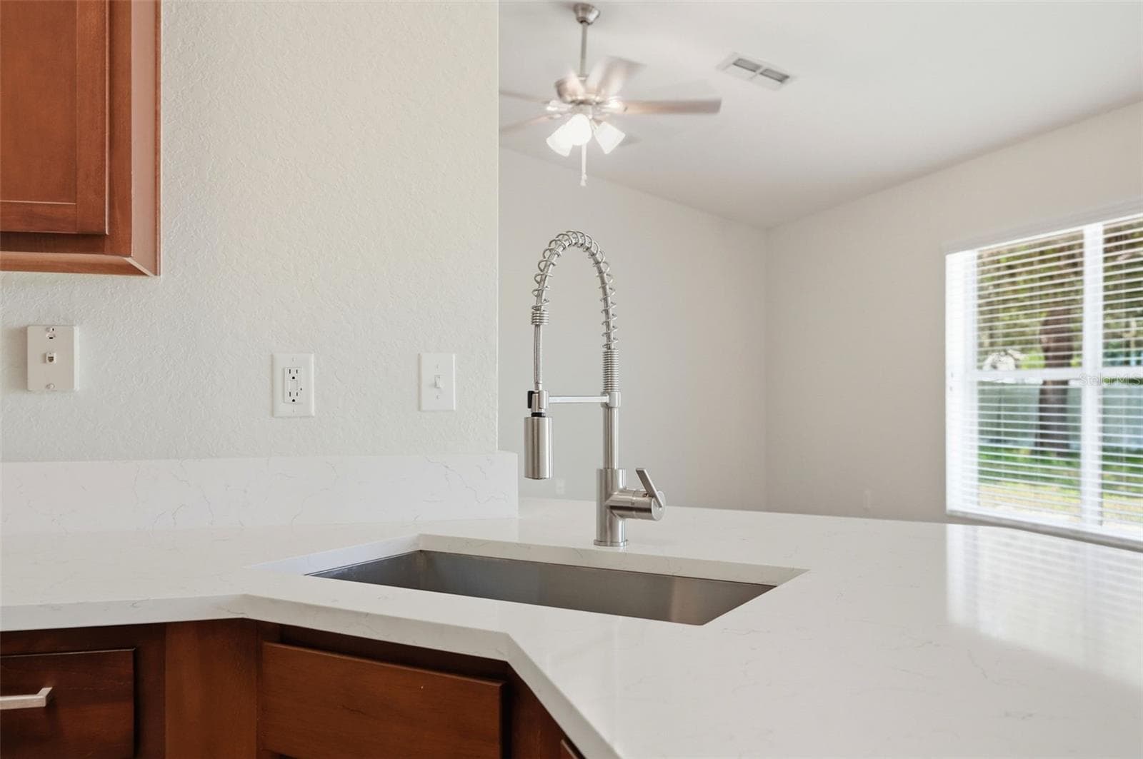 6385 INDIA DRIVE — photo 14 of 46