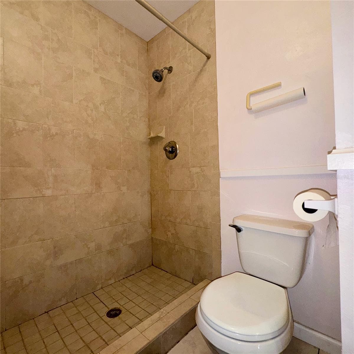 726 STILLVIEW CIRCLE — photo 27 of 44