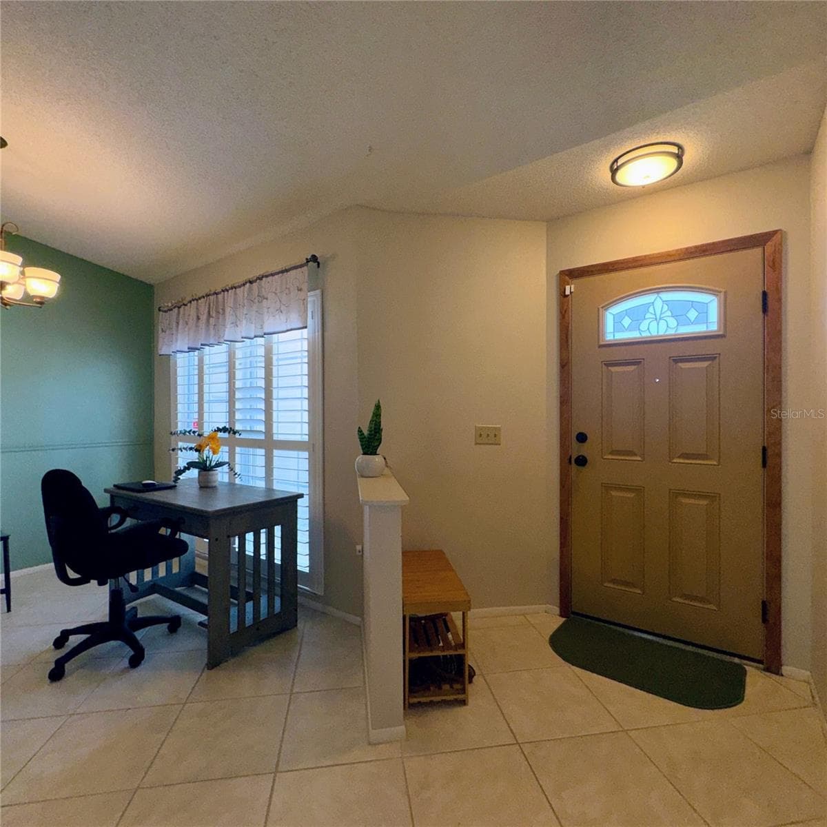 726 STILLVIEW CIRCLE — photo 7 of 44