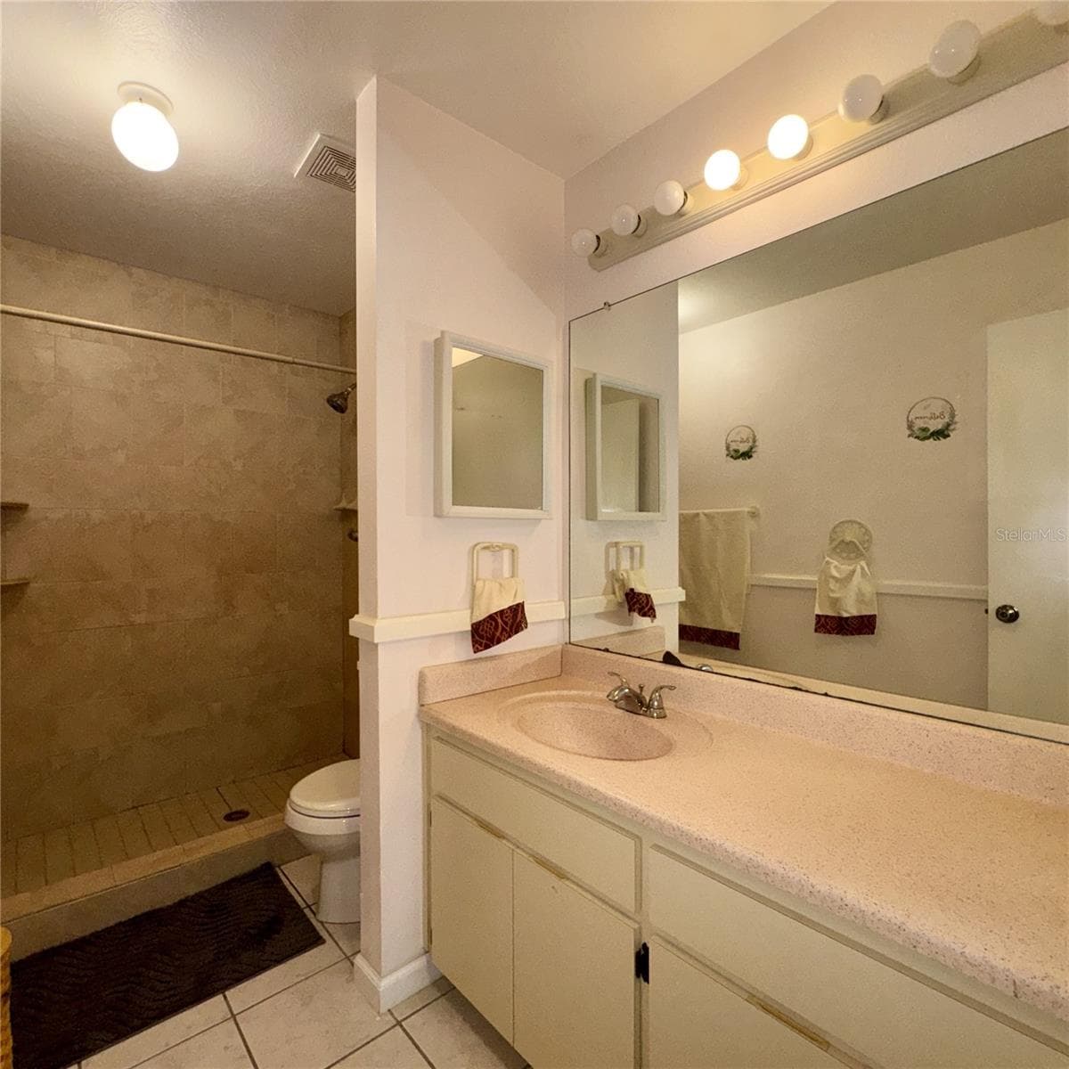 726 STILLVIEW CIRCLE — photo 26 of 44