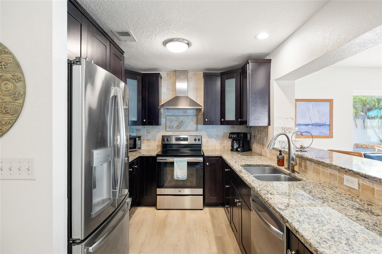 6398 WOODLAND BOULEVARD — photo 17 of 59