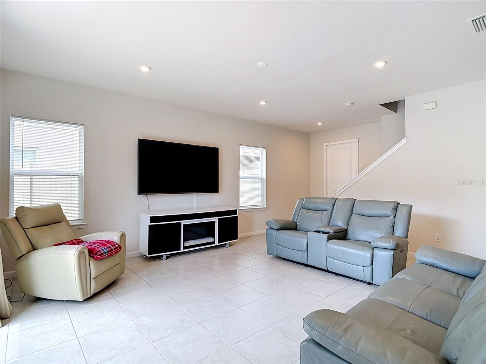 10699 OLD SYCAMORE LOOP — photo 13 of 71