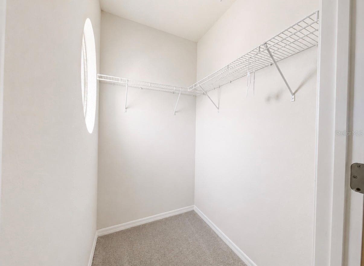431 HALTER DRIVE — photo 36 of 40