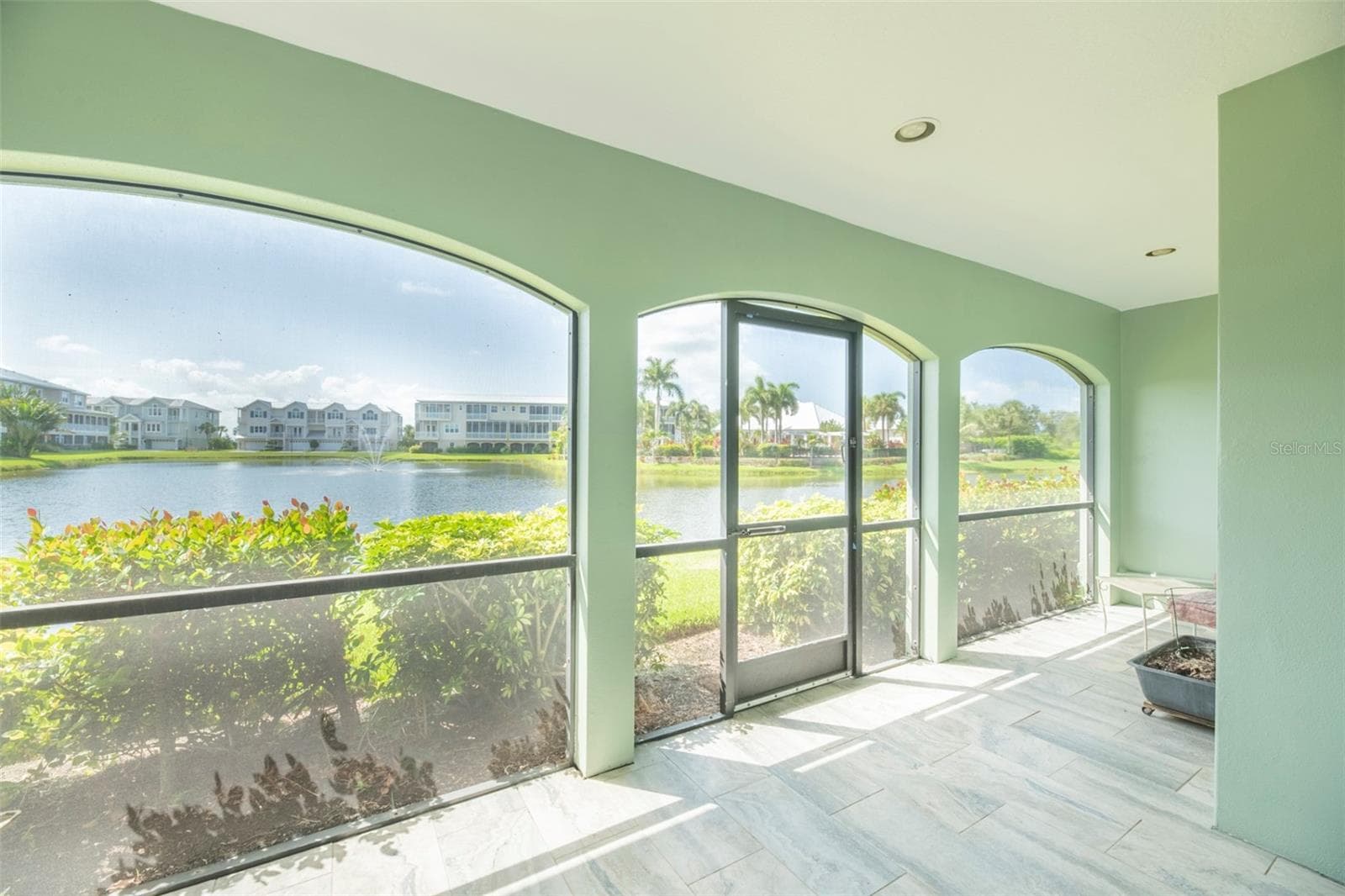 10307 CORAL LANDINGS LANE — photo 10 of 79