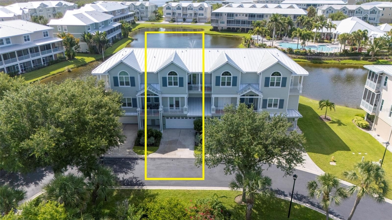 10307 CORAL LANDINGS LANE — photo 2 of 79