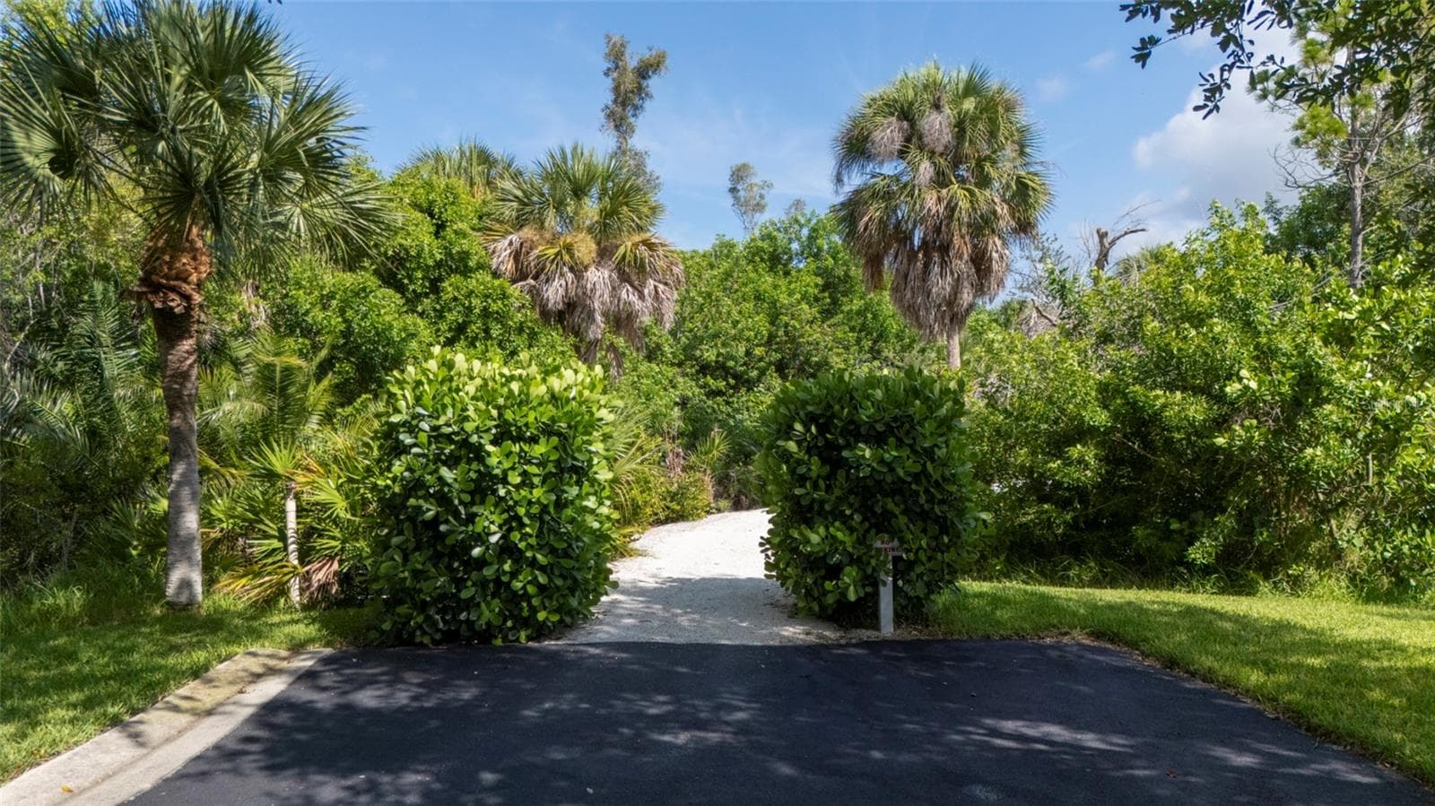 10307 CORAL LANDINGS LANE — photo 50 of 79