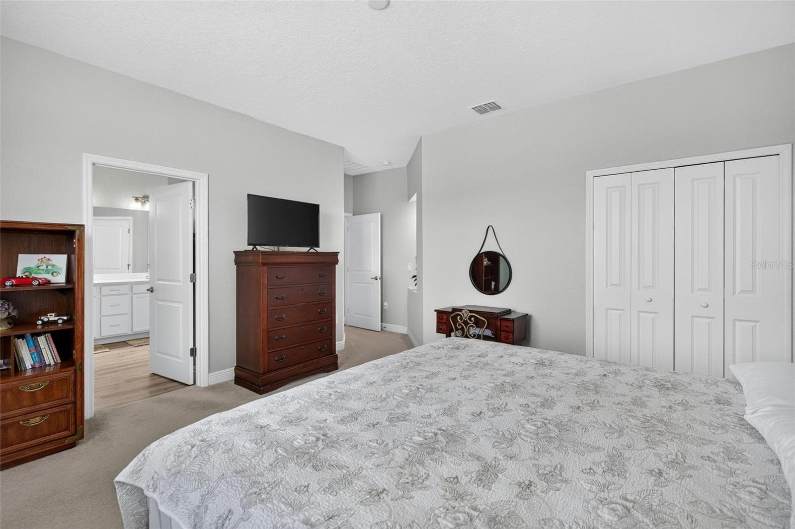 55 HUNTINGTON PLACE — photo 16 of 40