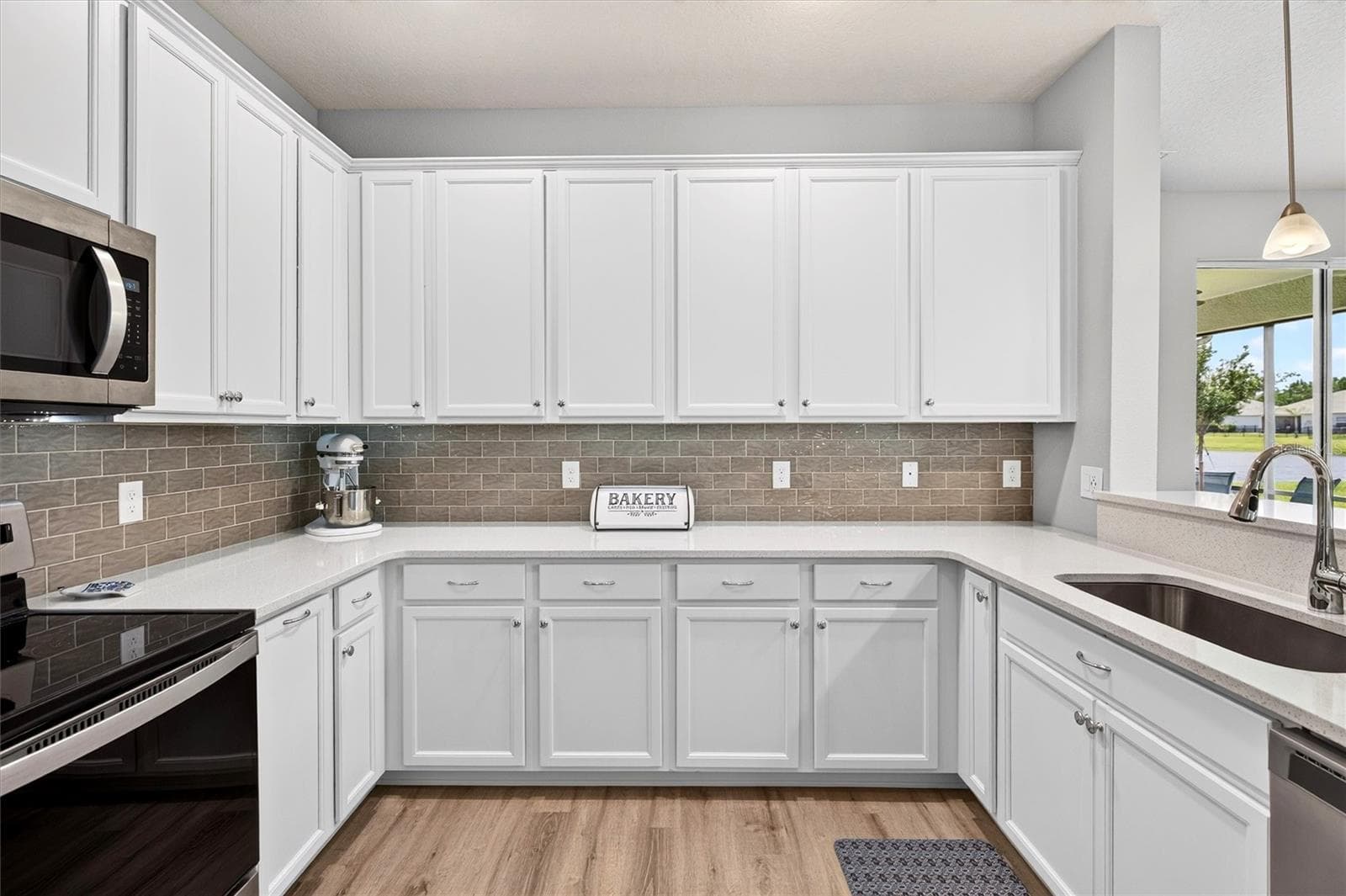 55 HUNTINGTON PLACE — photo 10 of 40