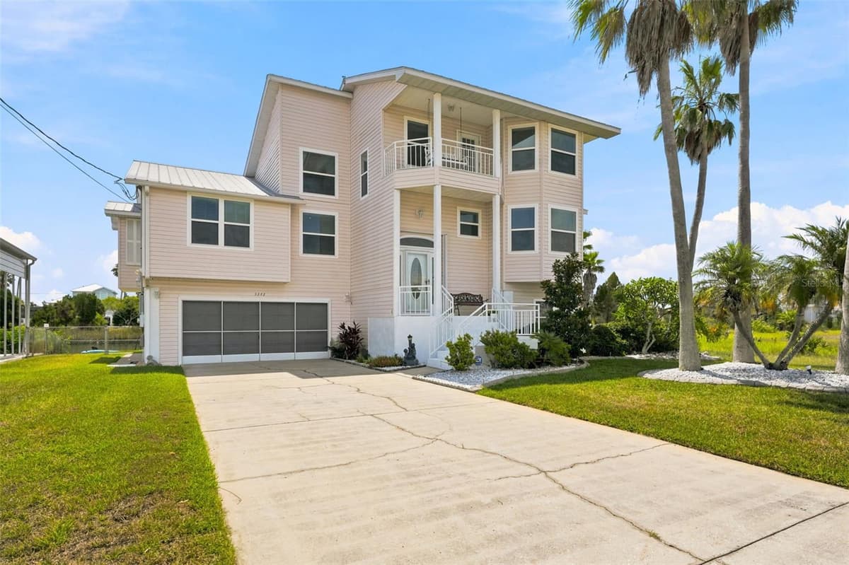 3342 TURKS CAP DRIVE — photo 4 of 69
