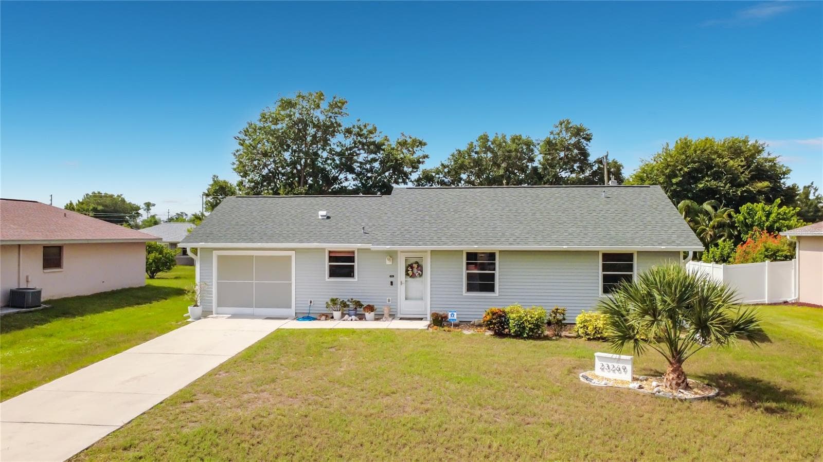 23269 BILLINGS AVENUE — photo 12 of 58