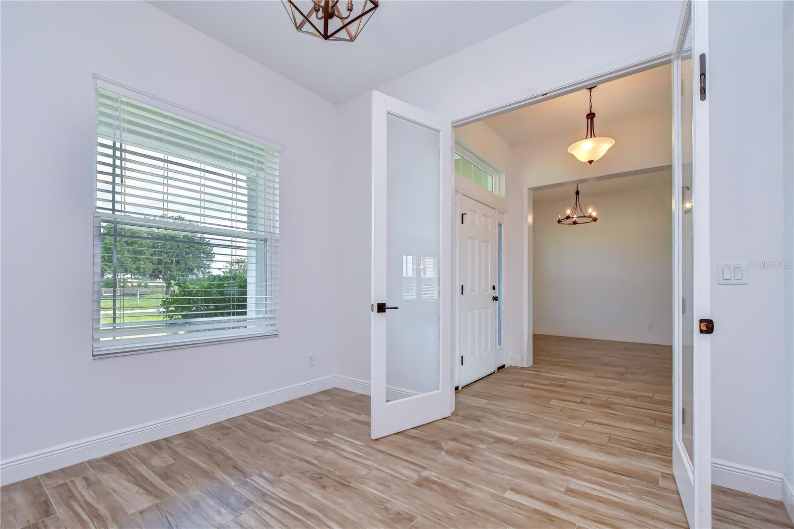 4008 MCINTOSH ESTATES LANE — photo 5 of 34