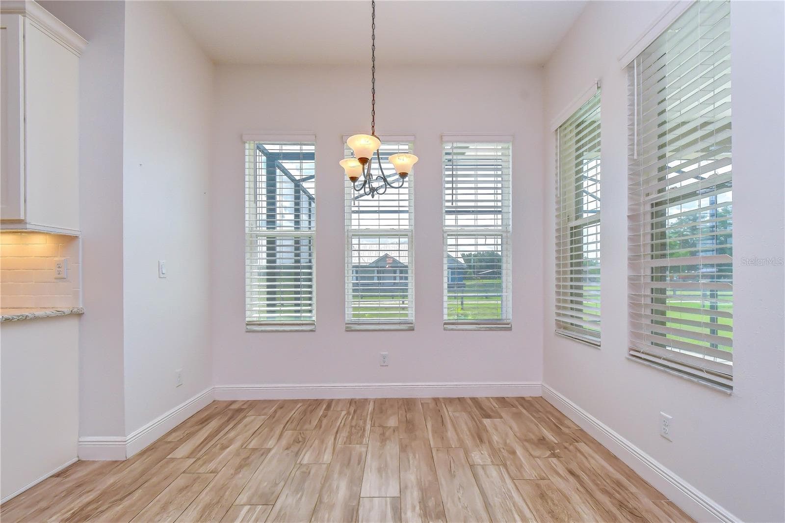 4008 MCINTOSH ESTATES LANE — photo 12 of 34