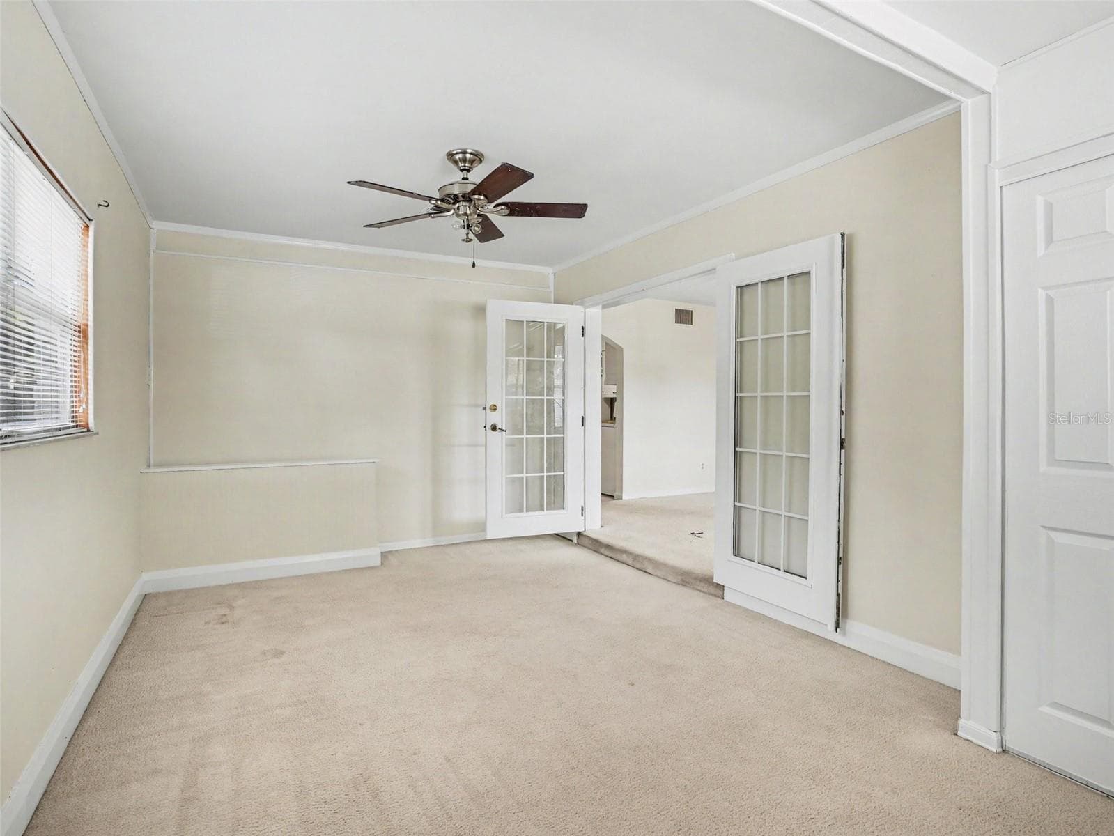 423 NANSEMOND AVENUE — photo 15 of 26