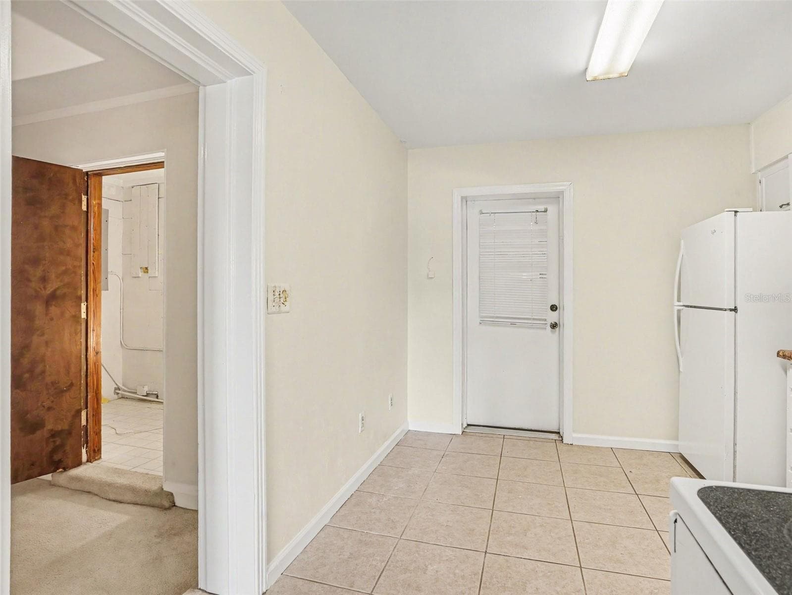 423 NANSEMOND AVENUE — photo 10 of 26