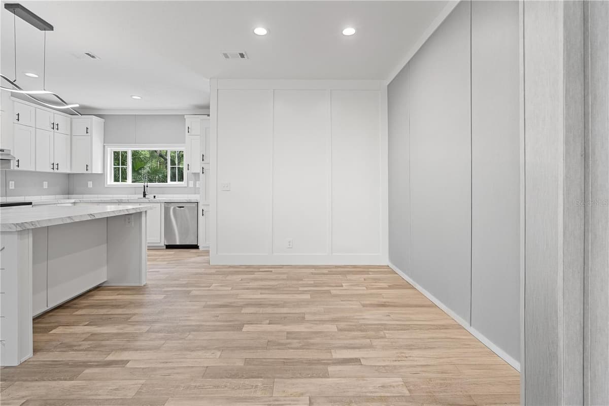 375 SAPP STREET — photo 7 of 36